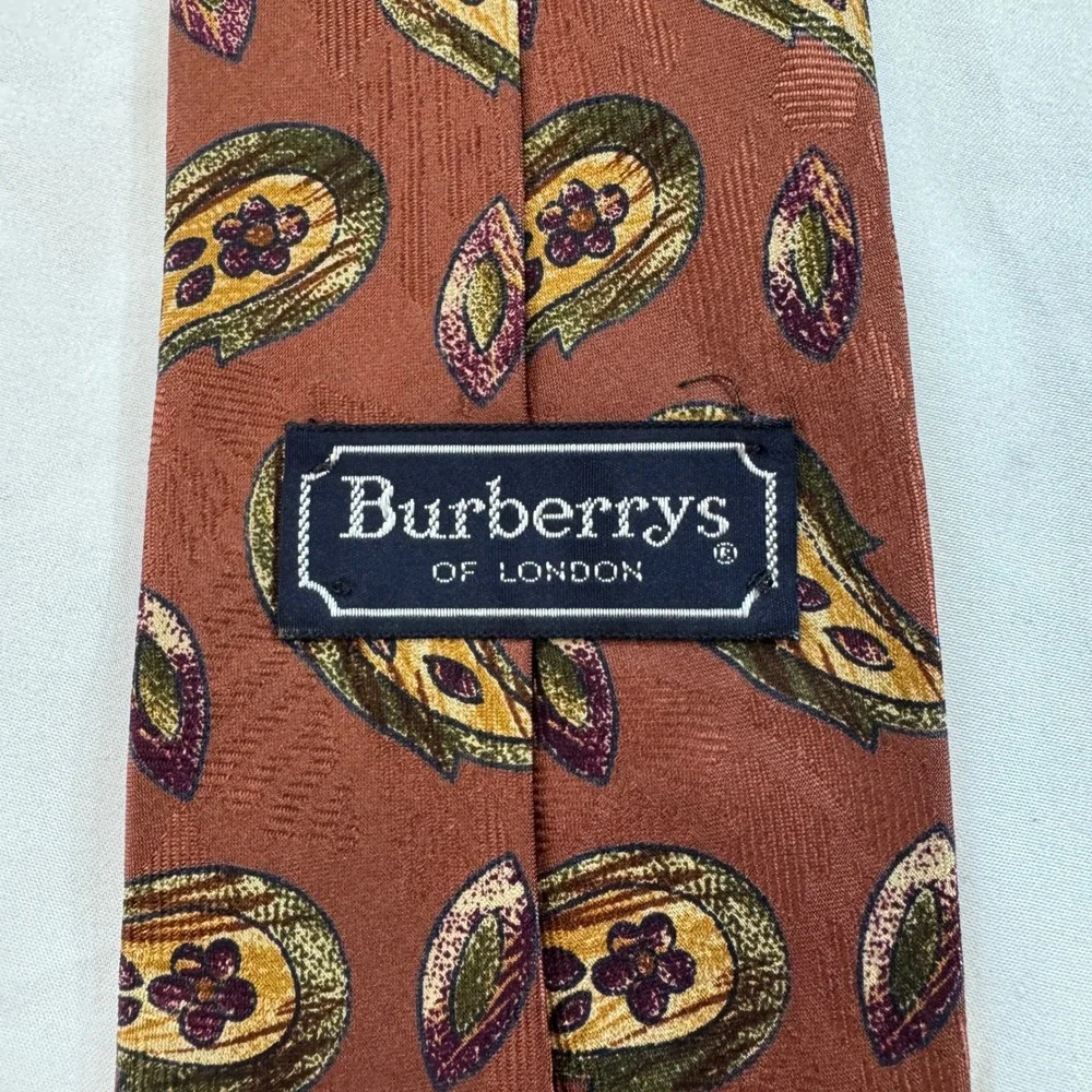 Vintage Burberrys of‎ London Men's Silk Paisley Tie Rust Gold Hand Sewn USA